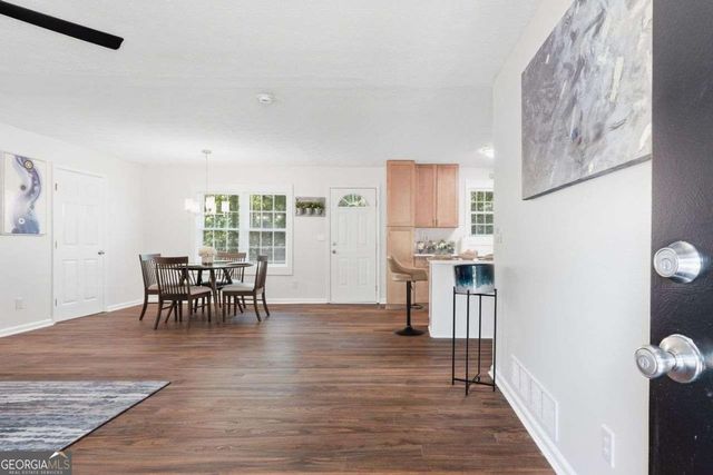 5052 S Wright Street, Union City, GA 30291