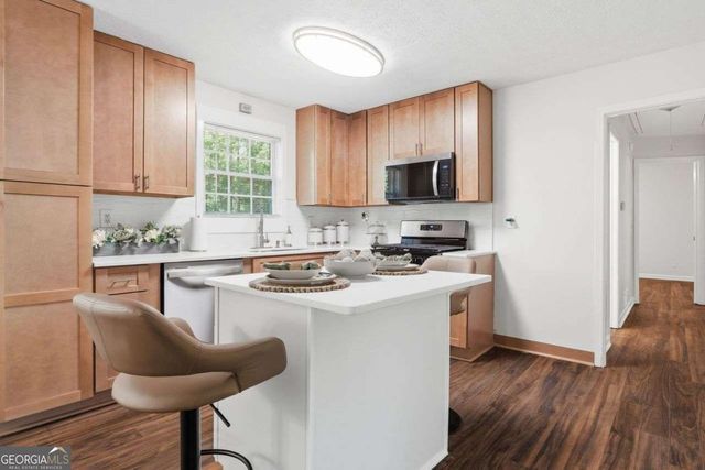 5052 S Wright Street, Union City, GA 30291