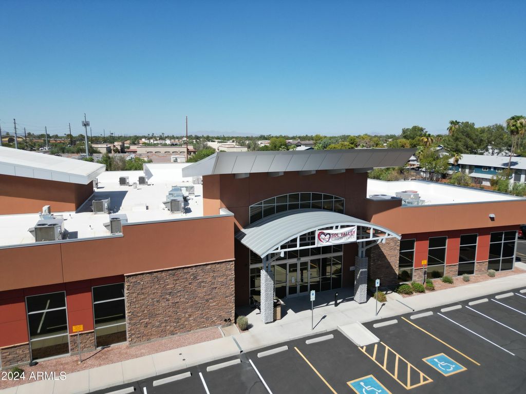77 S DOBSON Road 2, Chandler, AZ 85224 — exterior