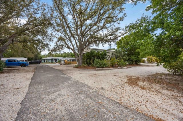 740 ARABIAN CIRCLE, Nokomis, FL 34275