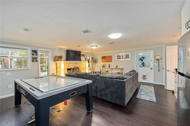 740 ARABIAN CIRCLE, Nokomis, FL 34275