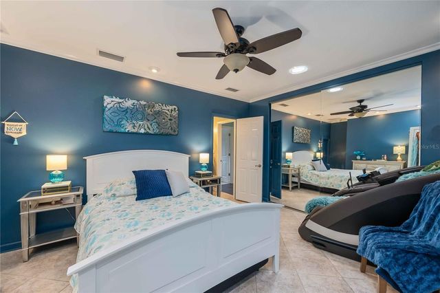 740 ARABIAN CIRCLE, Nokomis, FL 34275