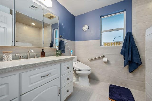 740 ARABIAN CIRCLE, Nokomis, FL 34275