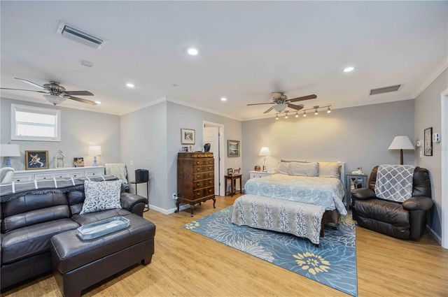 740 ARABIAN CIRCLE, Nokomis, FL 34275