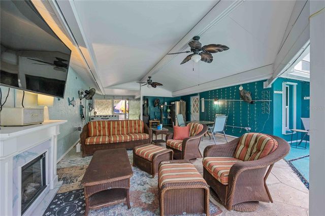 740 ARABIAN CIRCLE, Nokomis, FL 34275