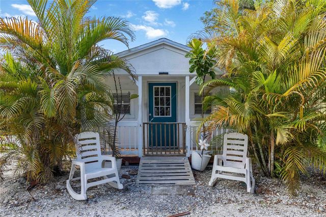 740 ARABIAN CIRCLE, Nokomis, FL 34275