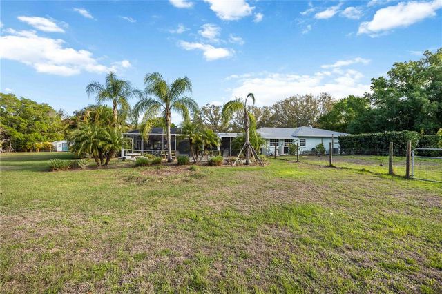 740 ARABIAN CIRCLE, Nokomis, FL 34275