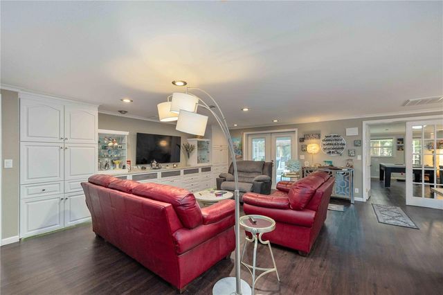 740 ARABIAN CIRCLE, Nokomis, FL 34275