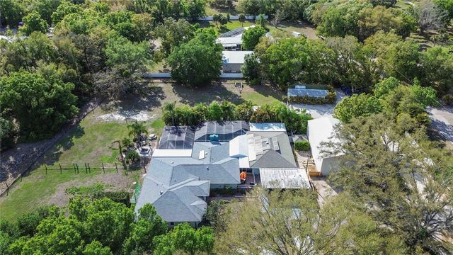 740 ARABIAN CIRCLE, Nokomis, FL 34275