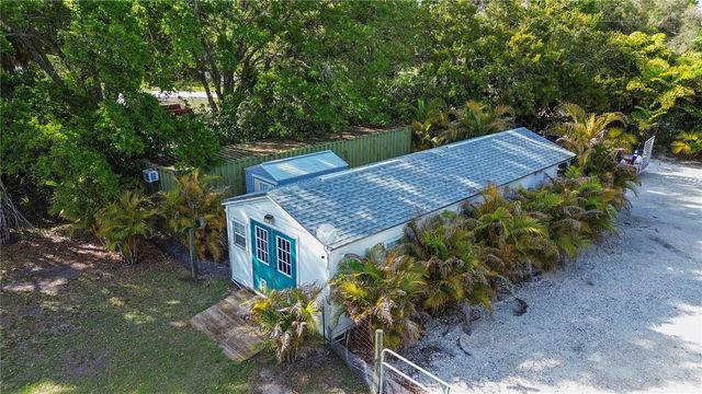 740 ARABIAN CIRCLE, Nokomis, FL 34275