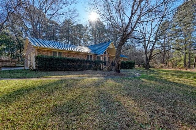 320 N Flat Rock Road, Piedmont, SC 29673