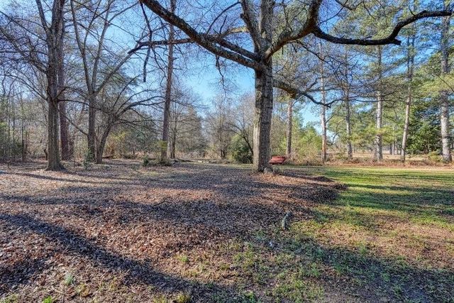 320 N Flat Rock Road, Piedmont, SC 29673