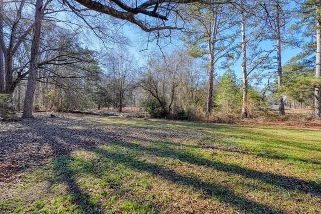 320 N Flat Rock Road, Piedmont, SC 29673