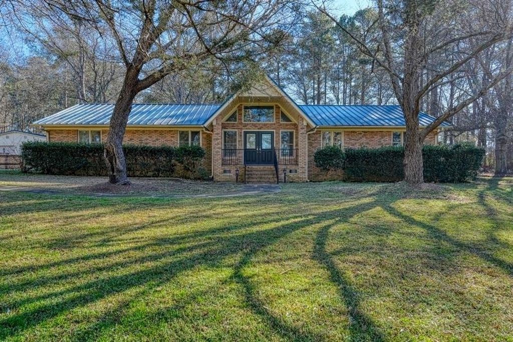 320 N Flat Rock Road, Piedmont, SC 29673