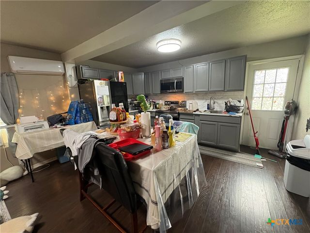 2507 E Adams Avenue, Temple, TX 76501