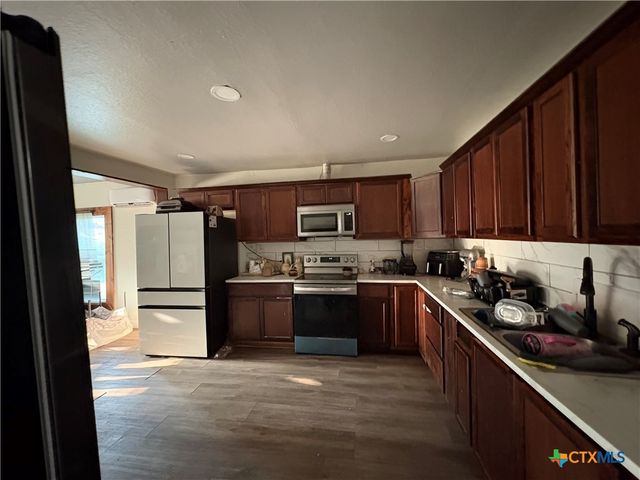 2507 E Adams Avenue, Temple, TX 76501