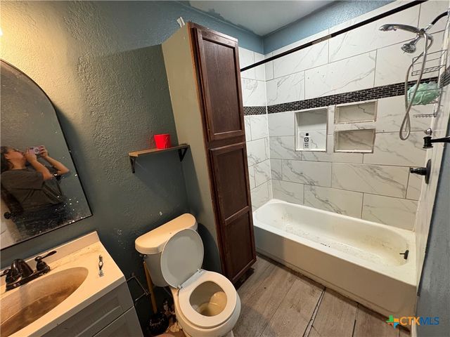 2507 E Adams Avenue, Temple, TX 76501