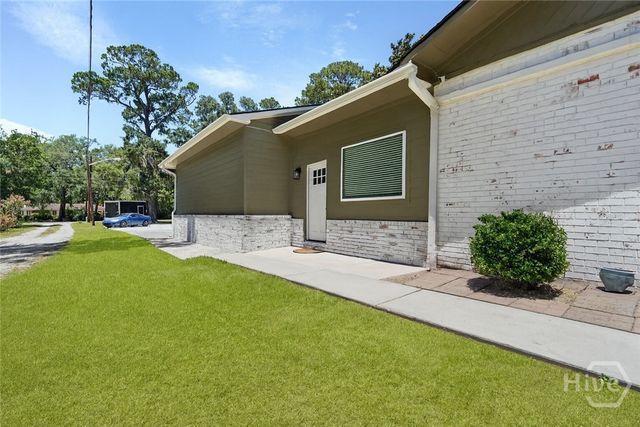 1112 Walthour Road, Savannah, GA 31410