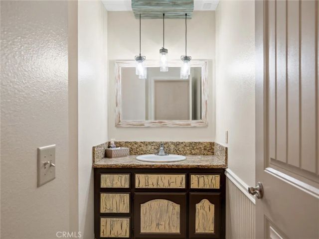 16986 Ocotilla, Apple Valley, CA 92307