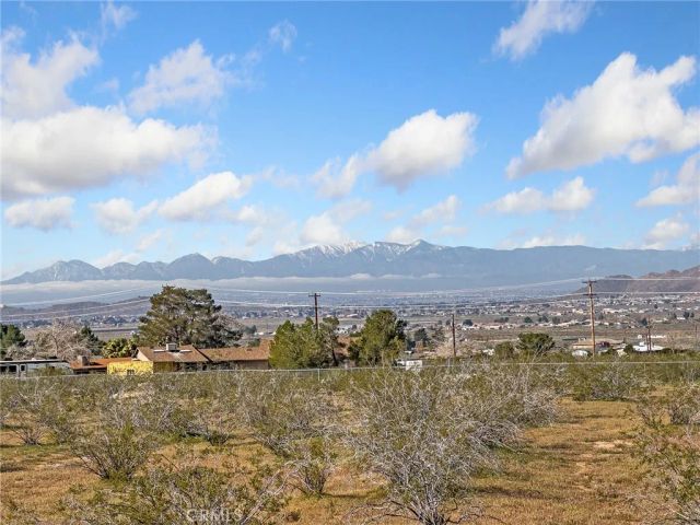 16986 Ocotilla, Apple Valley, CA 92307