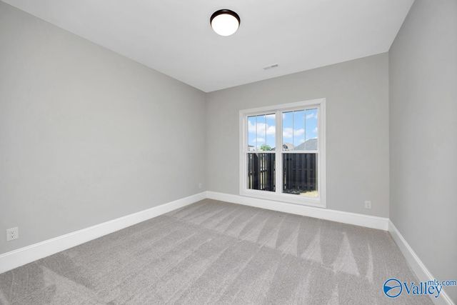 8060 Goose Ridge Drive, Owens Cross Roads, AL 35763