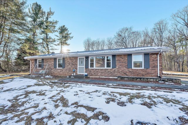 2211 Grassy Hill RD, Rocky Mount, VA 24151