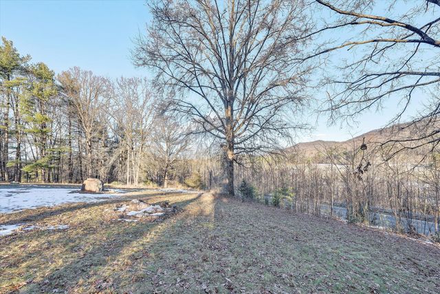 2211 Grassy Hill RD, Rocky Mount, VA 24151