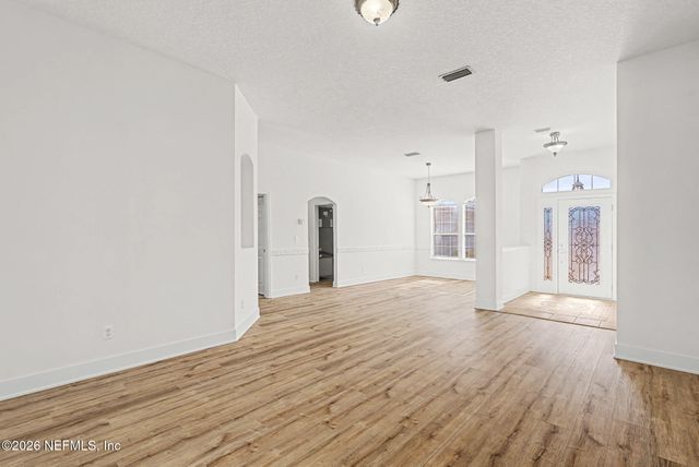 1949 WAGES Way, Jacksonville, FL 32218