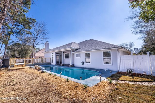 1949 WAGES Way, Jacksonville, FL 32218