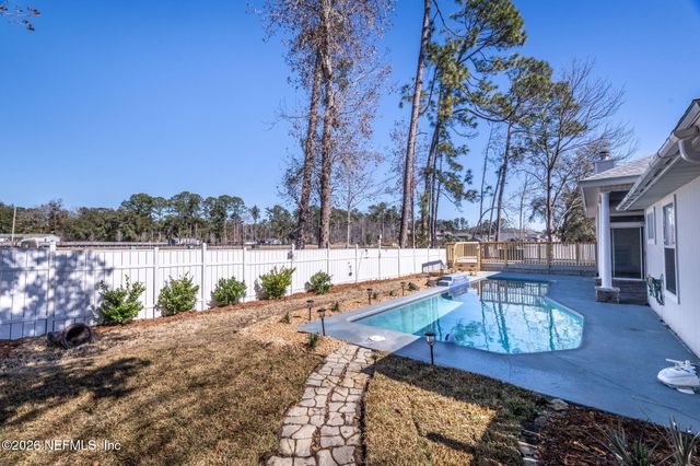 1949 WAGES Way, Jacksonville, FL 32218