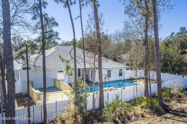 1949 WAGES Way, Jacksonville, FL 32218