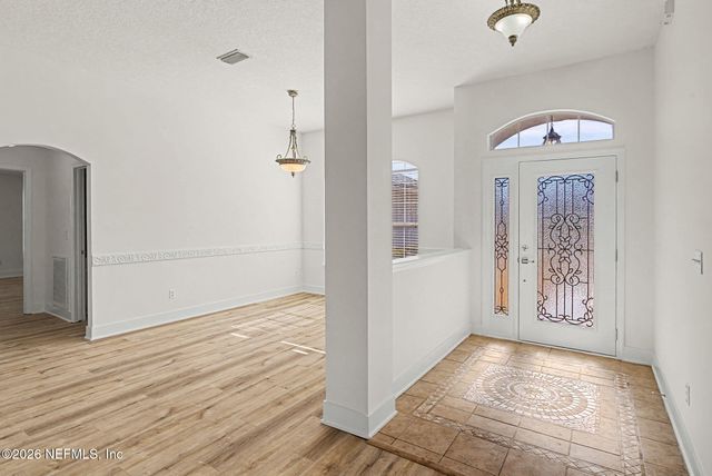 1949 WAGES Way, Jacksonville, FL 32218