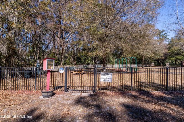 1949 WAGES Way, Jacksonville, FL 32218