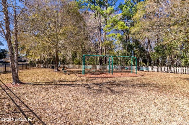 1949 WAGES Way, Jacksonville, FL 32218