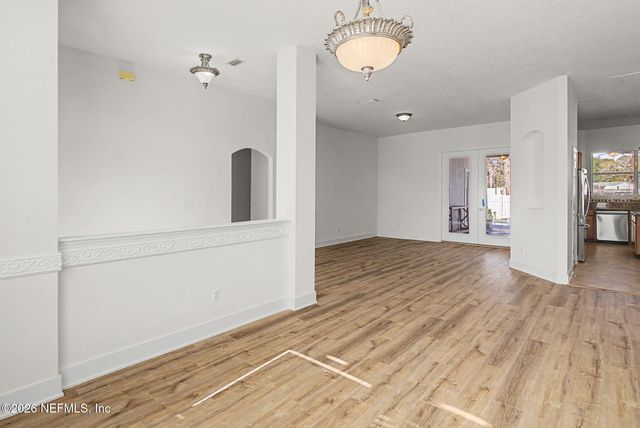 1949 WAGES Way, Jacksonville, FL 32218