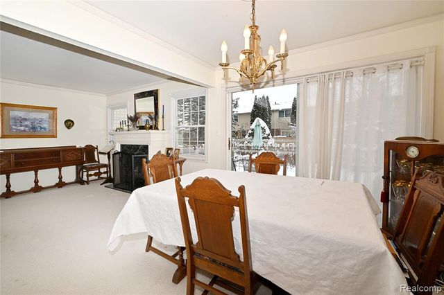 5084 Buckingham, Troy, MI 48098