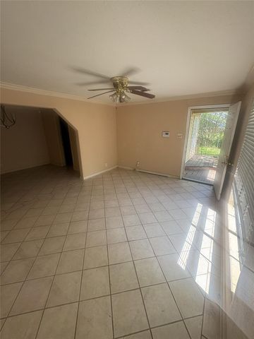 7405 Carothers Street, Houston, TX 77028