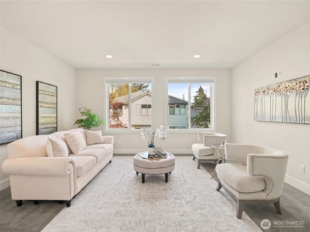 2824 Park Avenue N, Renton, WA 98056