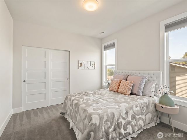 2824 Park Avenue N, Renton, WA 98056