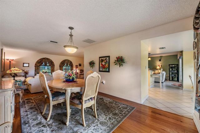 589 ALLENS RIDGE DRIVE E, Palm Harbor, FL 34683