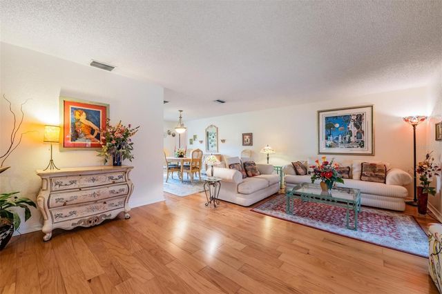 589 ALLENS RIDGE DRIVE E, Palm Harbor, FL 34683