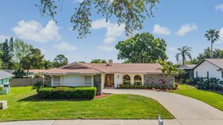 589 ALLENS RIDGE DRIVE E, Palm Harbor, FL 34683