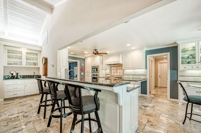 3738 W Minarets Avenue, Fresno, CA 93711