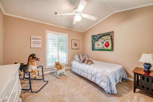3738 W Minarets Avenue, Fresno, CA 93711