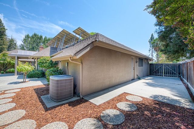 3738 W Minarets Avenue, Fresno, CA 93711