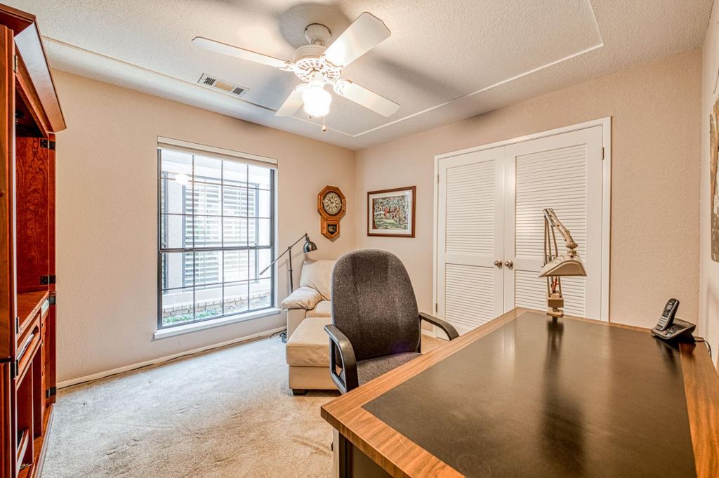 Image 32 of property listing at 3738 W Minarets Avenue, Fresno, CA 93711