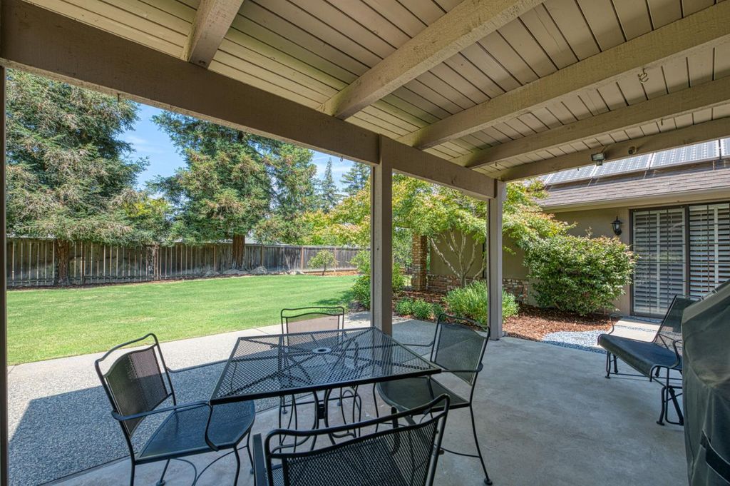 Image 40 of property listing at 3738 W Minarets Avenue, Fresno, CA 93711