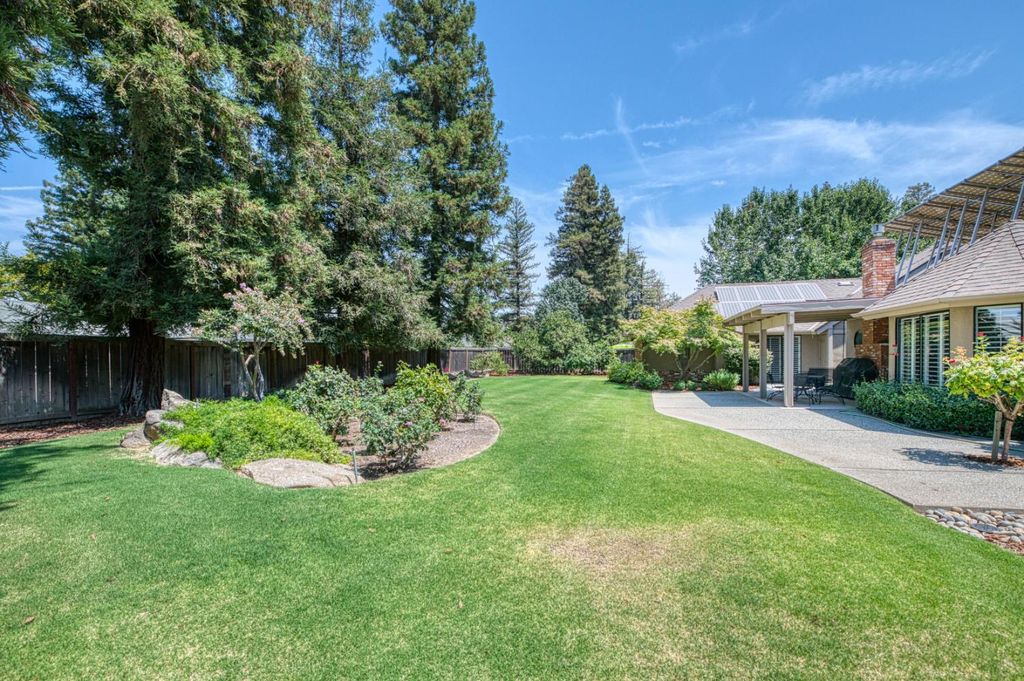 Image 47 of property listing at 3738 W Minarets Avenue, Fresno, CA 93711