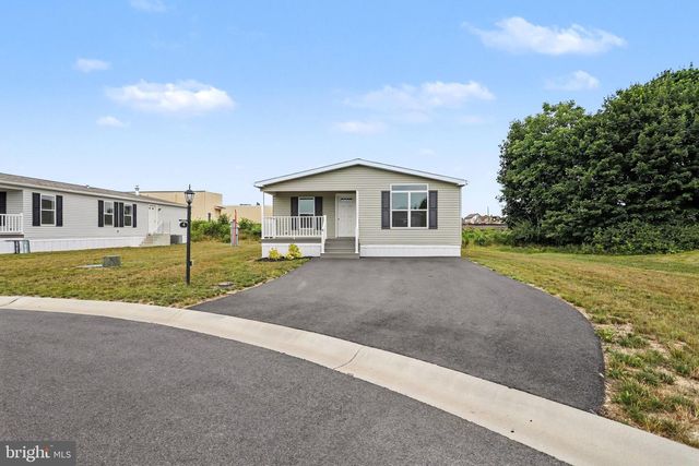 61 EVERGREEN ALY, Palmyra, PA 17078