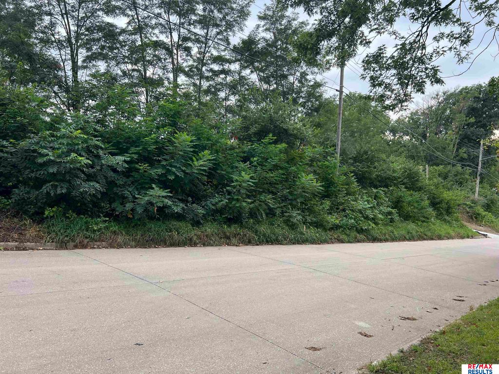 Lot 83 & 84 16th Avenue, Plattsmouth, NE 68048